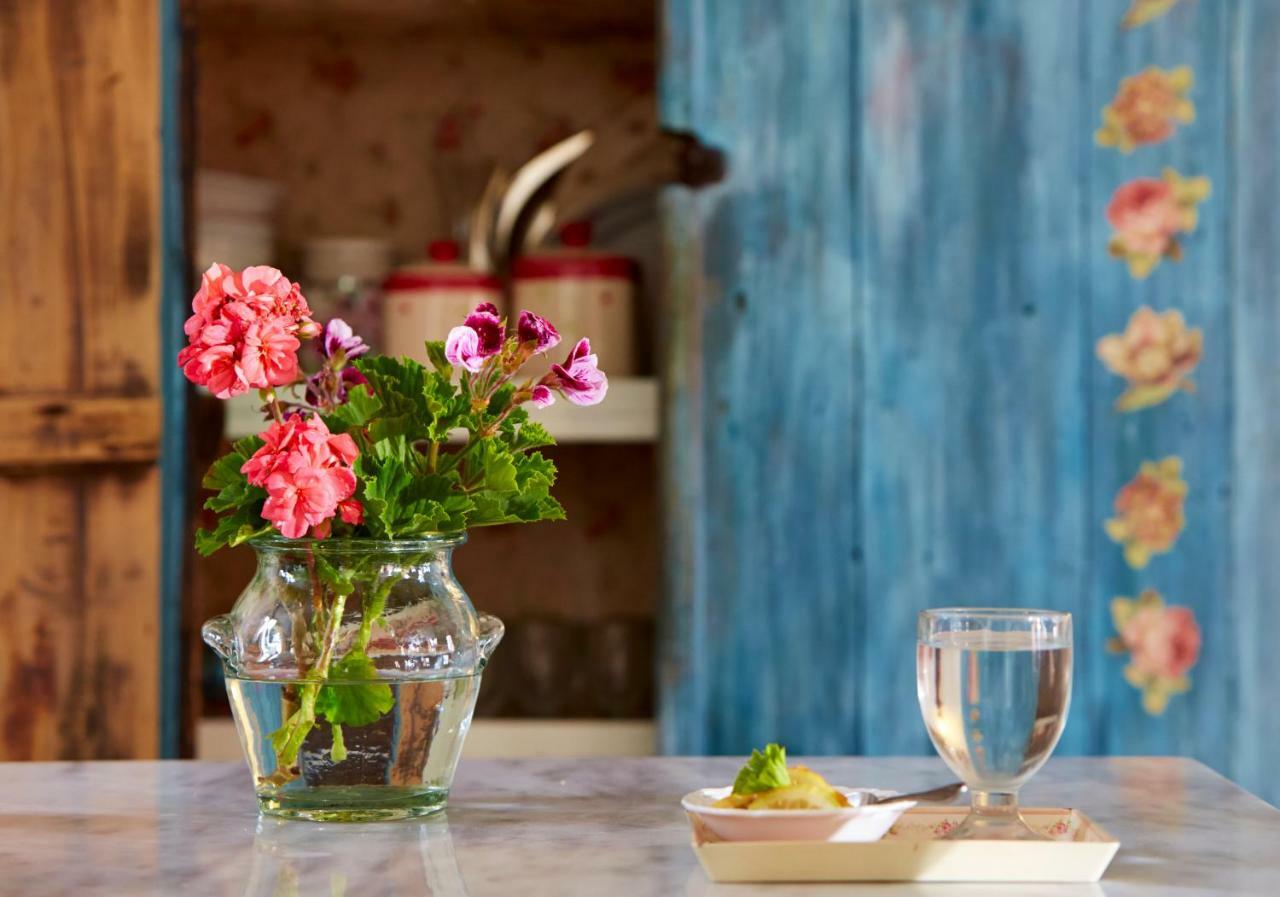 Flower And Crafts - The Eco Nature House Monólithos Esterno foto